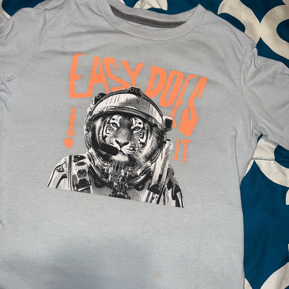 Gray T-Shirt with Tiger Astronaut Graphic